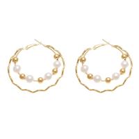 alliage de zinc boucle d'oreille cercle, avec perle de plastique, Motif géométrique, Placage de couleur d'or, bijoux de mode & pour femme, 50x50mm, Vendu par paire