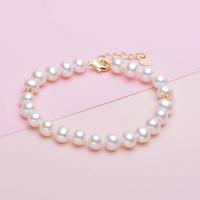 Bracelet en perles de culture d'eau douce, perle d'eau douce cultivée, avec laiton, Rond, Placage de couleur d'or, pour femme, blanc, 7-8mm, Longueur:7.1 pouce, Vendu par PC