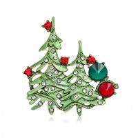 Broches de Noël, alliage de zinc, avec cristal & strass, arbre de noël, plaqué de couleur d'or KC, pour femme & émail, vert, protéger l'environnement, sans nickel, plomb et cadmium, 53x53mm, Vendu par PC