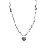 Пластиковый жемчужное ожерелье, титан, с Пластиковая жемчужина & цинковый сплав, с 5cm наполнитель цепи, Сердце, плакирован серебром, ювелирные изделия моды & Женский, длина:37.3 см, продается PC