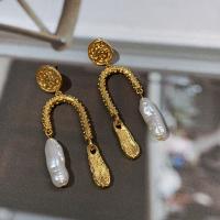Messing Tropfen Ohrringe, goldfarben plattiert, für Frau & mit Kunststoff-Perlen, Goldfarbe, 70x21mm, verkauft von Paar