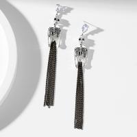 Fashion Fringe Earrings Zinc Alloy silver color plated Halloween Design & fashion jewelry & for woman & with rhinestone nickel lead & cadmium free Sold By Pair