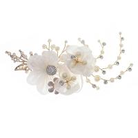 Alligator Hair Clip Zinc Alloy with brass wire & Lace & Plastic Pearl Flower gold color plated for woman & with rhinestone golden nickel lead & cadmium free Sold By PC