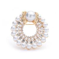 Plastic Pearl Brooch Zinc Alloy with Plastic Pearl gold color plated Unisex & with rhinestone & hollow 40mm Sold By PC