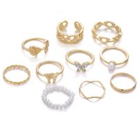 Ensemble d’anneau en alliage de zinc, avec perle de plastique, papillon, Placage de couleur d'or, 10 pièces & pour femme & avec strass, Taille:6-8, Vendu par fixé