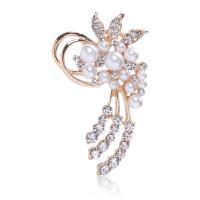 Rhinestone Brooch Zinc Alloy with Plastic Pearl for woman & with rhinestone nickel lead & cadmium free Sold By PC