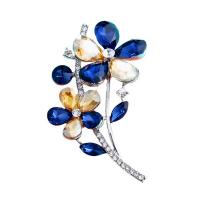 Crystal Brooch Zinc Alloy with Crystal fashion jewelry & for woman & with rhinestone silver color nickel lead & cadmium free Sold By PC