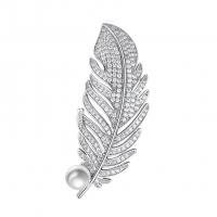 Rhinestone Brooch Zinc Alloy with Plastic Pearl Feather fashion jewelry & for woman & with rhinestone nickel lead & cadmium free Sold By PC