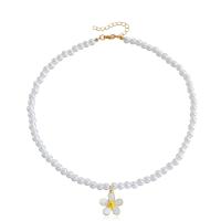 Plastik-Perlenkette, Zinklegierung, mit ABS-Kunststoff-Perlen, goldfarben plattiert, Modeschmuck & für Frau & Emaille, weiß, 20mm, verkauft per 42 cm Strang
