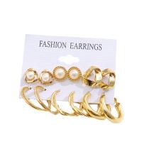 alliage de zinc Boucles d'oreilles, avec perle de plastique, 6 pièces & bijoux de mode & pour femme, doré, protéger l'environnement, sans nickel, plomb et cadmium, Vendu par fixé