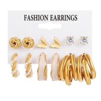 alliage de zinc Boucles d'oreilles, avec perle de plastique, 6 pièces & bijoux de mode & styles différents pour le choix & pour femme & avec strass, doré, protéger l'environnement, sans nickel, plomb et cadmium, Vendu par fixé