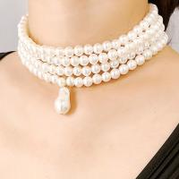 Plastové perlový náhrdelník, Plastové Pearl, s 10 extender řetězce, módní šperky & vícevrstvá & různé styly pro výběr & pro ženy, bílý, 1.1x2.3cmu30012.8CM, Délka 32-33 cm, Prodáno By PC