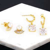 Boucles d'oreilles pendantes en laiton, avec perle de plastique, Plaqué or 18K, bijoux de mode & styles différents pour le choix & pour femme & avec zircone cubique, plus de couleurs à choisir, 1.3x1.5cmu30012.9x1cm, Vendu par PC