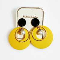 Wood Earring with Plastic Pearl & Zinc Alloy Round gold color plated for woman 45mm Sold By Pair