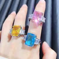 Vještački dijamant Ring Finger, Mesing, Geometrijski uzorak, platine pozlaćen, prilagodljiv & za žene & s Rhinestone, više boja za izbor, nikal, olovo i kadmij besplatno, Veličina:6-8, Prodano By PC