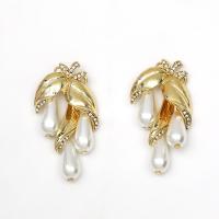 Boucles d'oreilles en alliage de zinc, avec Plastique ABS perle, Placage de couleur d'or, bijoux de mode & pour femme, doré, 45x25mm, Vendu par paire