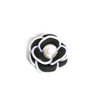 Kunststoffperlenbrosche, Stoff, mit ABS-Kunststoff-Perlen, Modeschmuck & für Frau, zwei verschiedenfarbige, 65x55mm, verkauft von PC