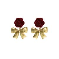 Boucles d'oreilles Pom Pom duveteux , alliage de zinc, avec velours de coton, Rose, Placage de couleur d'or, bijoux de mode & pour femme, deux couleurs différentes, 44x33mm, Vendu par paire
