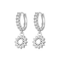 Cubic Zirconia Micro Pave Brass Earring Flower plated micro pave cubic zirconia & for woman & hollow nickel lead & cadmium free Sold By Pair