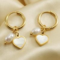 Boucle d'oreille Acier Titane, avec perle de plastique, coeur, Plaqué or 18K, bijoux de mode & pour femme, doré, 31mm, Vendu par paire