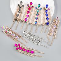 Boucle d'oreille strass, alliage de zinc, bijoux de mode & pour femme & avec strass, plus de couleurs à choisir, 119x31mm, Vendu par paire