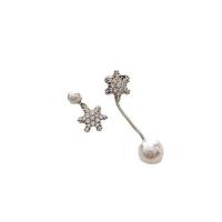 Asymmetric Earrings Brass with Plastic Pearl Snowflake silver color plated fashion jewelry & micro pave cubic zirconia & for woman silver color nickel lead & cadmium free 11.8 11.8mm 45mm Sold By Pair