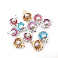 Zink legering emalje vedhæng, Zinc Alloy, med Plastic Pearl, Shell, forgyldt, for kvinde, flere farver til valg, 12x15mm, 50pc'er/Lot, Solgt af Lot