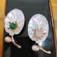 Shell Brooch with Green Agate & Freshwater Pearl & Rose Quartz fashion jewelry & for woman & with rhinestone Sold By PC