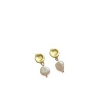 Freshwater Pearl øreringe, Messing, med Ferskvandsperle, guldfarve belagt, mode smykker & for kvinde, to forskellige farvede, 9.30x21mm, Solgt af par