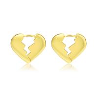Messing Huggie Hoop Earring, Hart, gold plated, mode sieraden & voor vrouw, nikkel, lood en cadmium vrij, 14.99mm, Verkocht door pair