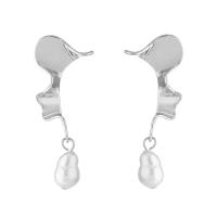 Boucles d'oreilles en alliage de zinc, avec perle de verre, Placage, bijoux de mode & pour femme, plus de couleurs à choisir, protéger l'environnement, sans nickel, plomb et cadmium, 40x37mm, Vendu par paire