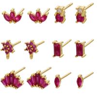 Messing oorbellen met micro-paved kubieke zirconia's, gold plated, verschillende stijlen voor de keuze & micro pave zirconia & voor vrouw, fuchsia, 6.80x8.50mm, Verkocht door pair