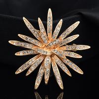 Rhinestone Brooch Zinc Alloy fashion jewelry & for woman & with rhinestone golden nickel lead & cadmium free Sold By PC