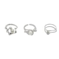 Anillo de dedo de latón, metal, con Perlas plásticas, chapado en color de plata, ajustable & para mujer, más colores para la opción, tamaño:6-8, Vendido por UD