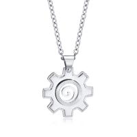 Stainless Steel Jewelry Necklace, 304 Stainless Steel, Gear Wheel, polished, fashion jewelry & different styles for choice & for man, original color, 31.50mm, Length:Approx 23.62 Inch, Sold By PC