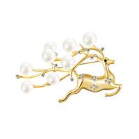Christmas Brooches Brass with Plastic Pearl Deer gold color plated Christmas Design & for woman & with rhinestone golden nickel lead & cadmium free Sold By PC