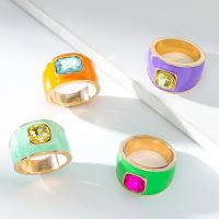 Ring Finger mosiądz, Stop cynku, Wzór geometryczny, Platerowane w kolorze złota, dla kobiety & emalia, dostępnych więcej kolorów, rozmiar:7-8, sprzedane przez PC