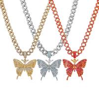 Zinklegierung Schmuck Halskette, Schmetterling, plattiert, mit Strass, keine, 48x55mm, Länge:ca. 17.71 ZollInch, verkauft von PC