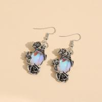 Opal Ohrringe, Zinklegierung, mit Opal, Blume, silberfarben plattiert, für Frau & Schwärzen, 20x53mm, verkauft von Paar
