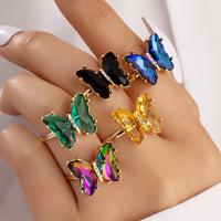 Cink Alloy Finger Ring, zlatna boja pozlaćen, modni nakit & za žene & s Rhinestone, više boja za izbor, nikal, olovo i kadmij besplatno, 17.85mm, Veličina:7, Prodano By PC