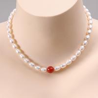 Collier de perles d'eau douce naturelles, perle d'eau douce cultivée, avec agate rouge, bijoux de mode & longueur différente pour le choix & pour femme, blanc, 7mm, Vendu par PC