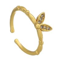 Cubique anneau en laiton Circonia Micro Pave, Placage de couleur d'or, bijoux de mode & pavé de micro zircon & pour femme, doré, 7x6mm, Taille:6, Vendu par PC