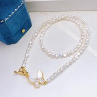 Collier de chaîne en laiton de perles d'eau douce, perle d'eau douce cultivée, avec laiton, bijoux de mode & pour femme, blanc, 4-5mm, Longueur:Environ 16.54 pouce, Vendu par PC