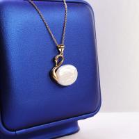 Freshwater Pearl Mässing Chain Necklace, med Kopparlegering, Swan, guldfärg pläterade, mode smycken & för kvinna, 15-16mm, Längd Ca 47 cm, Säljs av PC