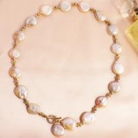 Freshwater Pearl Brass Chain Necklace, Pérolas de água doce, with Liga de cobre, cromado de cor dourada, joias de moda & para mulher, 13-15mm, comprimento Aprox 45 cm, vendido por PC