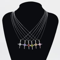 Zinc Alloy smykker halskæde, med Cubic Zirconia, med 5cm extender kæde, Kryds, sølvfarvet forgyldt, for kvinde, flere farver til valg, nikkel, bly & cadmium fri, 30mm, Længde Ca. 43 cm, Solgt af PC