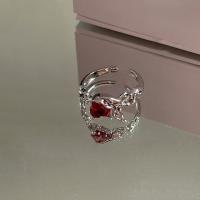 Cubique anneau en laiton Circonia Micro Pave, coeur, Placage de couleur platine, réglable & pavé de micro zircon & pour femme, Trou:Environ 1mm, Taille:6-8, Vendu par PC