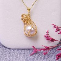 Пресноводные жемчуги Ожерелье, с Латунь, ювелирные изделия моды & Женский, Золотой, 12mm, длина Приблизительно 45 см, продается PC