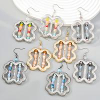 Boucles d'oreilles en alliage de zinc, avec strass acrylique & résine, Placage, bijoux de mode & pour femme, plus de couleurs à choisir, 67x42mm, Vendu par paire