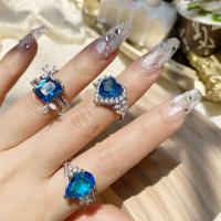 Rhinestone палец кольцо, Латунь, покрытый платиной, Женский & со стразами, Много цветов для выбора, размер:6-8, продается PC
